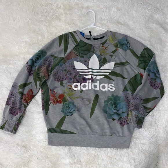 Adidas sweater
